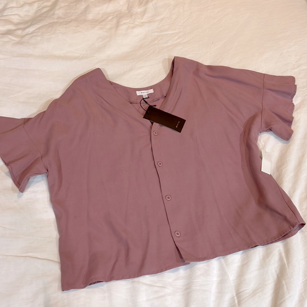 Vetta Capsule reversible flutter sleeve pink top